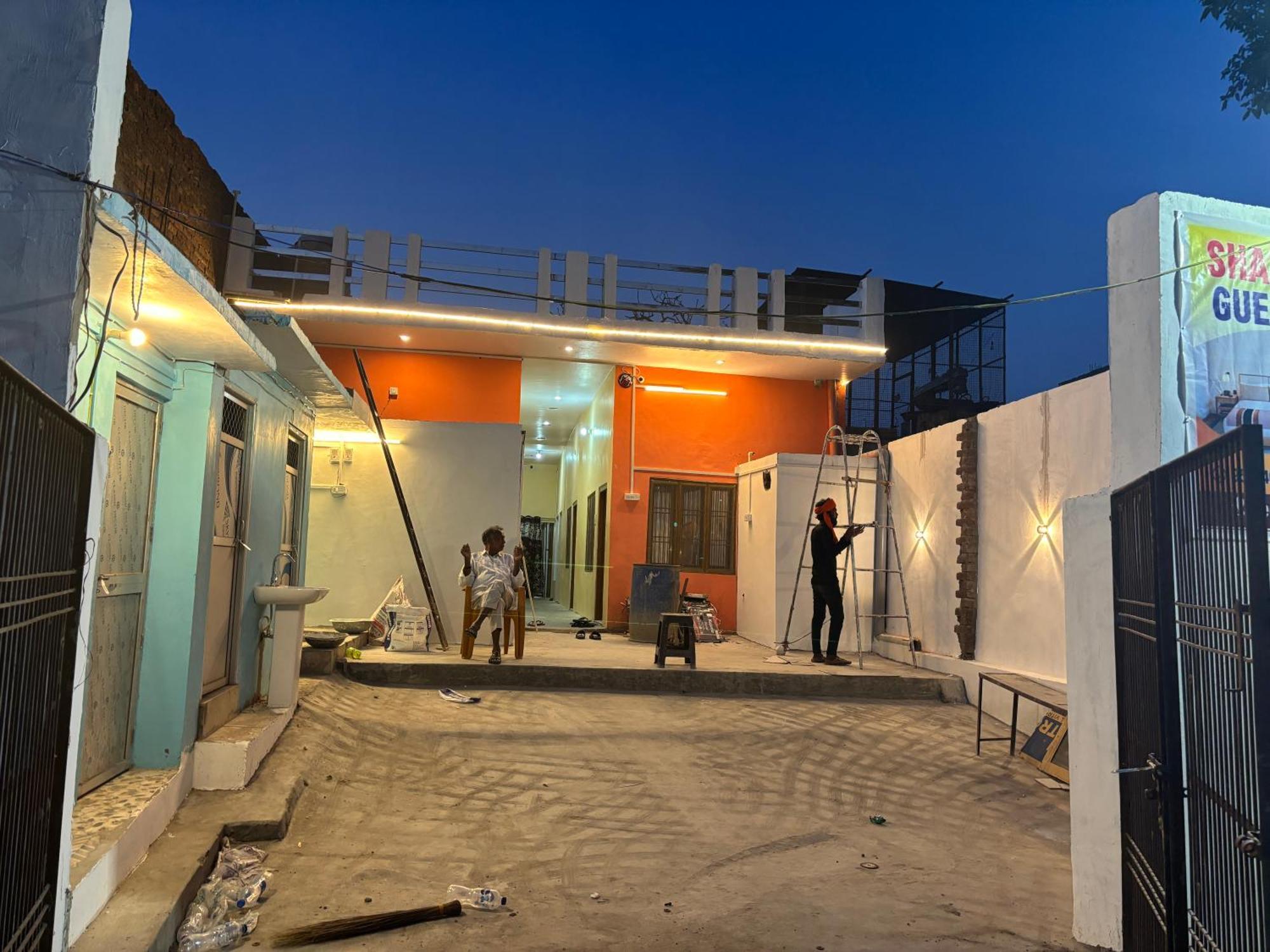 Shakuntala Guest House Ayodhya Eksteriør bilde